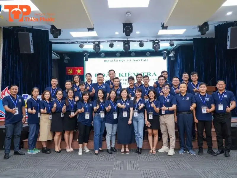 Đồng phục trường đại học Nguyễn Tất Thành Phong Cách, Năng Động 15 Đồng phục giảng viên trường Nguyễn Tất Thành