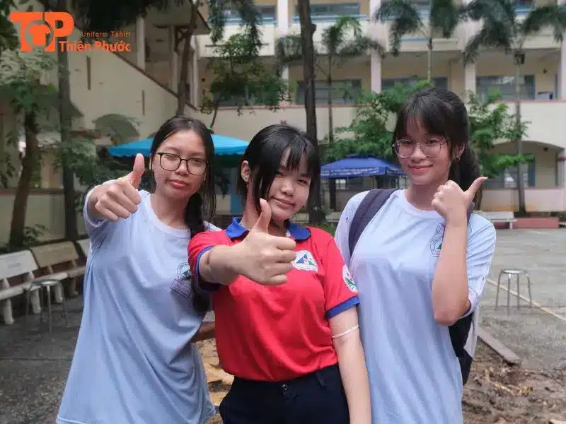 đồng phục trường lương thế vinh