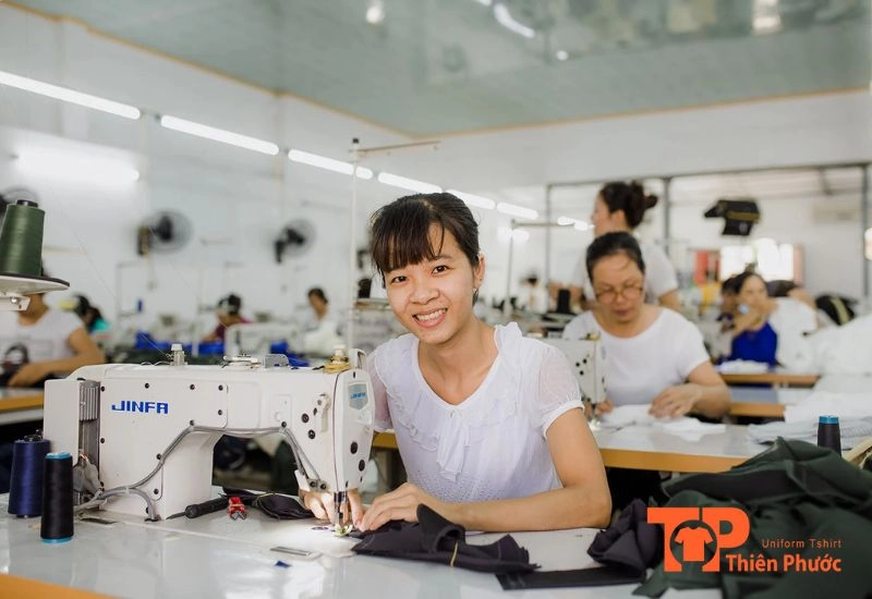 Áo Thun Quà Tặng Doanh Nghiệp