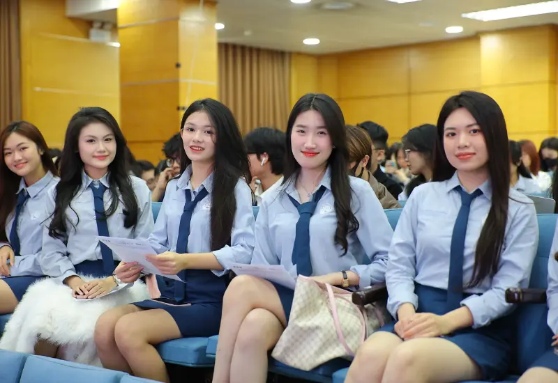  Mẫu áo sơ mi đồng phục DAV thanh lịch, phù hợp cho công sở, học sinh, sinh viên.