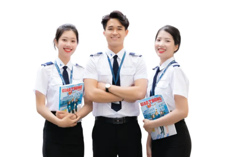 Đồng phục học viện hàng không: Quy định & Bộ sưu tập mẫu chuẩn VAA 7 Đồng phục nữ học viện Hàng không – thanh lịch với áo sơ mi trắng, chân váy đồng bộ và phụ kiện đặc trưng.